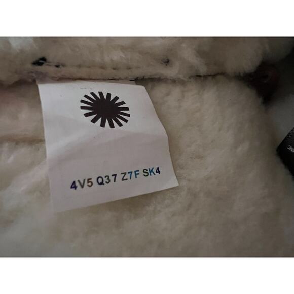 Ugg Adirondack Meridian Boot High Chestnut Gore-Tex 1151830 Women's 6.5 - Picture 4 of 16